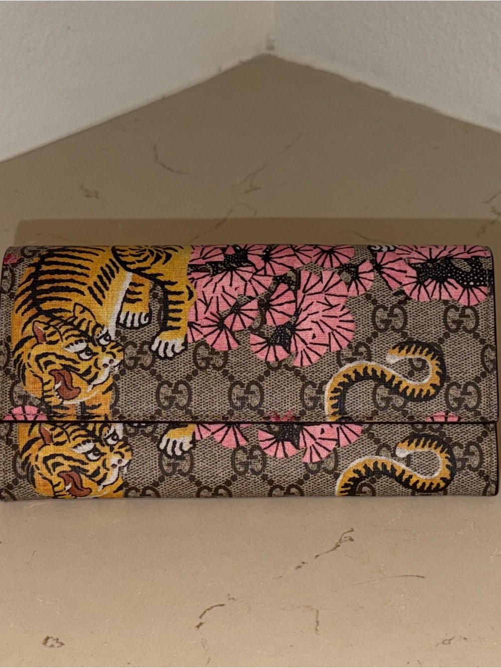 Gucci GG Supreme Floral & Tiger Continental Wallet - Pink & Yellow
